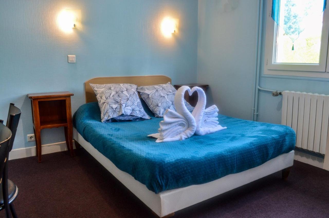 Hotel Le Pommeil กีเรต์ ภายนอก รูปภาพ